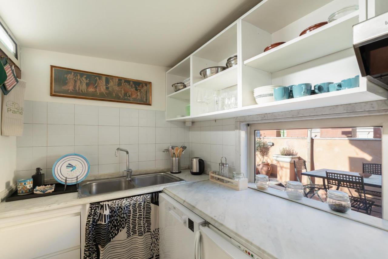Bright And Comfy Terraced Apartment In Trastevere Roma Ngoại thất bức ảnh