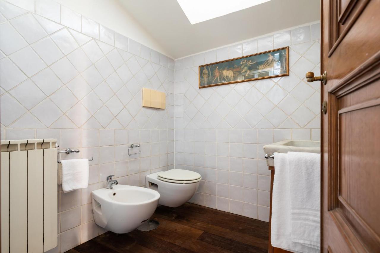 Bright And Comfy Terraced Apartment In Trastevere Roma Ngoại thất bức ảnh